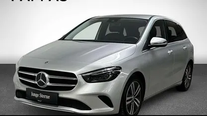 Gebraucht Mercedes B180 Progressive 116 PS (85 kW) 2022 Iridiumsilber metallic Van / Kleinbus