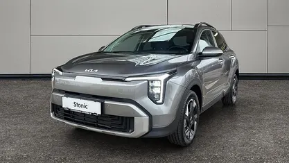 Grau Neu 2025 Kia Stonic Silver SUV | € 24.777 (Fairer Preis)