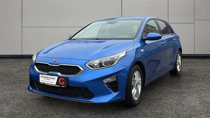 Blau Gebraucht 2019 Kia Ceed Kleinwagen | € 10.777 (Fairer Preis)