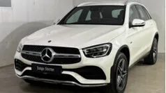 Designo diamantweiß Gebraucht 2020 Mercedes GLC300e SUV | € 45.790 (Fairer Preis)