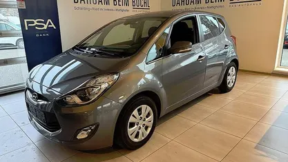 Grau Gebraucht 2015 Hyundai ix20 Comfort Kleinwagen | € 8.290 (Fairer Preis)