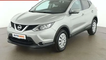 Grau Gebraucht 2016 Nissan Qashqai Tekna SUV | € 13.590 (Fairer Preis)
