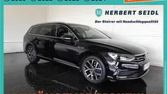 Schwarz Gebraucht 2021 VW Passat GTE Kombi | € 22.480 (Fairer Preis)