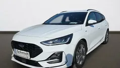Weiß Gebraucht 2024 Ford Focus ST-Line Limousine | € 23.500 (Fairer Preis)