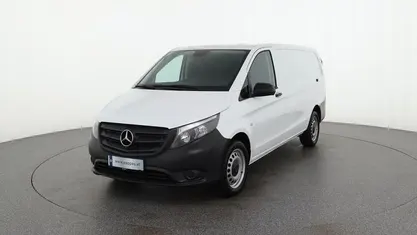 Gebraucht Mercedes Vito 102 PS (75 kW) 2024 Weiß Van