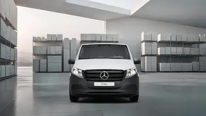 Weiß Gebraucht 2025 Mercedes Vito Van | € 50.388 (Fairer Preis)