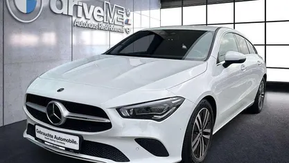 Gebraucht Mercedes CLA200 Progressive 150 PS (110 kW) 2022 Weiß Limousine