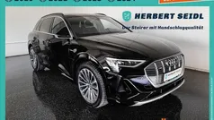 Schwarz Gebraucht 2021 Audi e-tron S-Line SUV | € 36.970 (Fairer Preis)