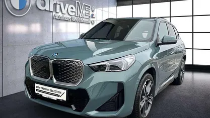 Gebraucht BMW iX1 Shadowline 150 kW (204 PS) 2025 SUV