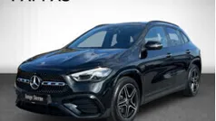 Kosmosschwarz metallic Gebraucht 2024 Mercedes GLA200 AMG line SUV | € 49.800 (Fairer Preis)