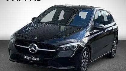 Nachtschwarz Gebraucht 2024 Mercedes B180 Edition Van / Kleinbus | € 32.850 (Fairer Preis)