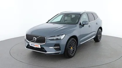 Gebraucht Volvo XC60 Plus 197 PS (144 kW) 2022 Grau SUV