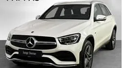 Manufaktur diamantweiß bright Gebraucht 2020 Mercedes GLC300e SUV | € 43.790 (Fairer Preis)