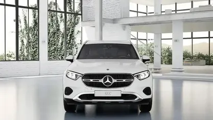 Gebraucht Mercedes GLC220 197 PS (144 kW) 2025 Weiß SUV