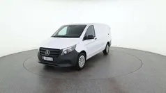 Weiß Gebraucht 2024 Mercedes Vito Van / Kleinbus | € 45.588 (Fairer Preis)