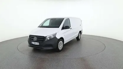 Weiß Gebraucht 2024 Mercedes Vito Van | € 45.588 (Fairer Preis)