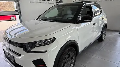 Banquise weiß Gebraucht 2025 Citroën C3 PureTech Limousine | € 19.690 (Superpreis)