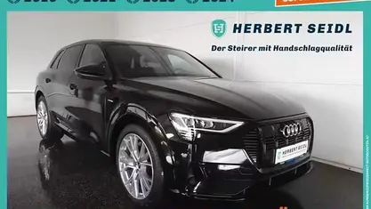Gebraucht Audi e-tron S-Line 230 kW (313 PS) 2022 SUV
