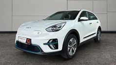 Weiß Gebraucht 2022 Kia e-Niro Silver SUV | € 21.877 (Superpreis)