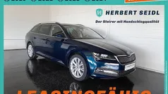 Blau Gebraucht 2020 Skoda Superb Style Kombi | € 23.480 (Guter Preis)