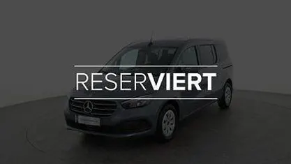 Gebraucht Mercedes T180 131 PS (96 kW) 2025 Grau Van / Kleinbus