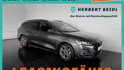 Grau Gebraucht 2024 Ford Focus ST-Line Kombi | € 24.880 (Fairer Preis)