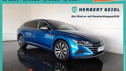 Gebraucht VW Arteon Elegance 156 PS (114 kW) 2022 Eisvogelblau metallic Kombi