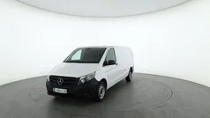 Arktikweiß Gebraucht 2021 Mercedes Vito Van / Kleinbus | € 31.990 (Guter Preis)