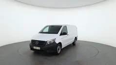 Arktikweiß Gebraucht 2022 Mercedes Vito Van / Kleinbus | € 26.990 (Fairer Preis)