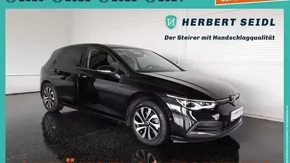 Gebraucht VW Golf VIII Active 150 PS (110 kW) 2022 Limousine