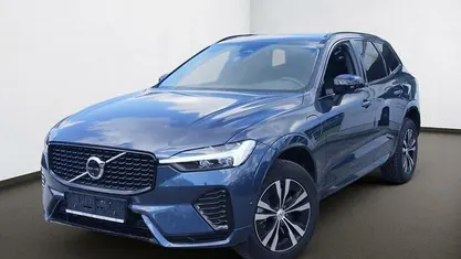 Blau Gebraucht 2025 Volvo XC60 Plus SUV | € 49.990 (Guter Preis)