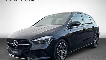 Gebraucht Mercedes B200 163 PS (119 kW) 2024 Van / Kleinbus