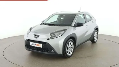 Silber Gebraucht 2022 Toyota Aygo X Play SUV | € 12.190 (Guter Preis)