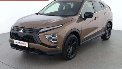 Gebraucht Mitsubishi Eclipse Cross Intense+ 188 PS (138 kW) 2023 Braun SUV
