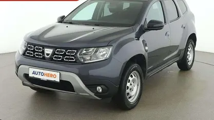 Grau Gebraucht 2020 Dacia Duster Celebration SUV | € 17.290 (Fairer Preis)