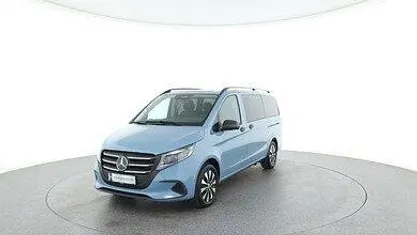 Gebraucht Mercedes Vito 163 PS (119 kW) 2024 Blau Van
