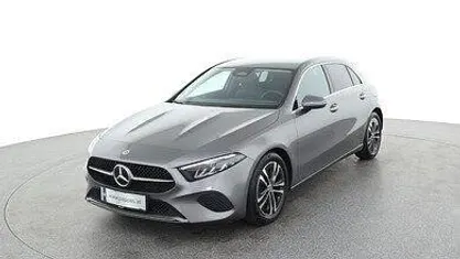 Gebraucht Mercedes A180 Progressive 116 PS (85 kW) 2023 Mountaingrau metallic Limousine