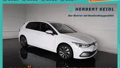 Weiß Gebraucht 2022 VW Golf VIII Pro Limousine | € 24.480 (Fairer Preis)