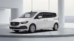 Arktikweiß Gebraucht 2025 Mercedes T180 Progressive Van / Kleinbus | € 41.988