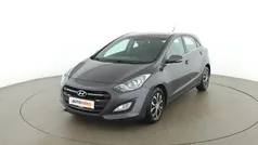 Gebraucht 2015 Hyundai i30 Comfort Limousine | € 9.590 (Etwas zu teuer)