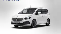 Arktikweiß Gebraucht 2024 Mercedes 180 Limousine | € 33.990 (Fairer Preis)