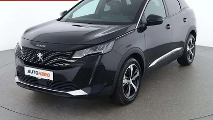 Gebraucht Peugeot 3008 Allure 131 PS (96 kW) 2022 Schwarz SUV