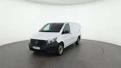 Arktikweiß Gebraucht 2024 Mercedes Vito Van / Kleinbus | € 35.990 (Fairer Preis)