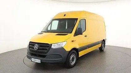 Gebraucht Mercedes E-Sprinter 85 kW (116 PS) 2022 Ginstergelb Van