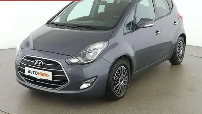 Grau Gebraucht 2018 Hyundai ix20 Edition Kleinwagen | € 10.690 (Fairer Preis)