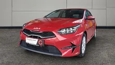 Rot Gebraucht 2021 Kia Ceed Silver Limousine | € 15.666 (Fairer Preis)