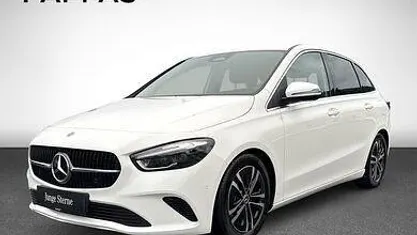Gebraucht Mercedes B180 Edition 116 PS (85 kW) 2024 Weiss Van / Kleinbus