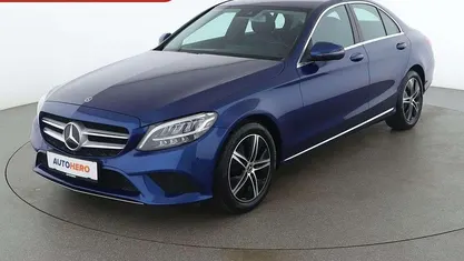 Gebraucht Mercedes C200 Avantgarde 160 PS (117 kW) 2020 Blau Limousine