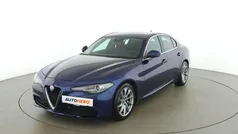 Blau Gebraucht 2017 Alfa Romeo Giulia Super Limousine | € 18.790 (Guter Preis)