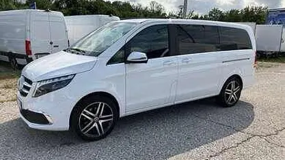 Arktikweiß Gebraucht 2023 Mercedes V250 Avantgarde Van / Kleinbus | € 83.988 (Fairer Preis)